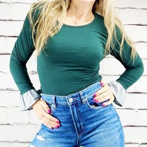 Vince Camuto long sleeve layer look shirt